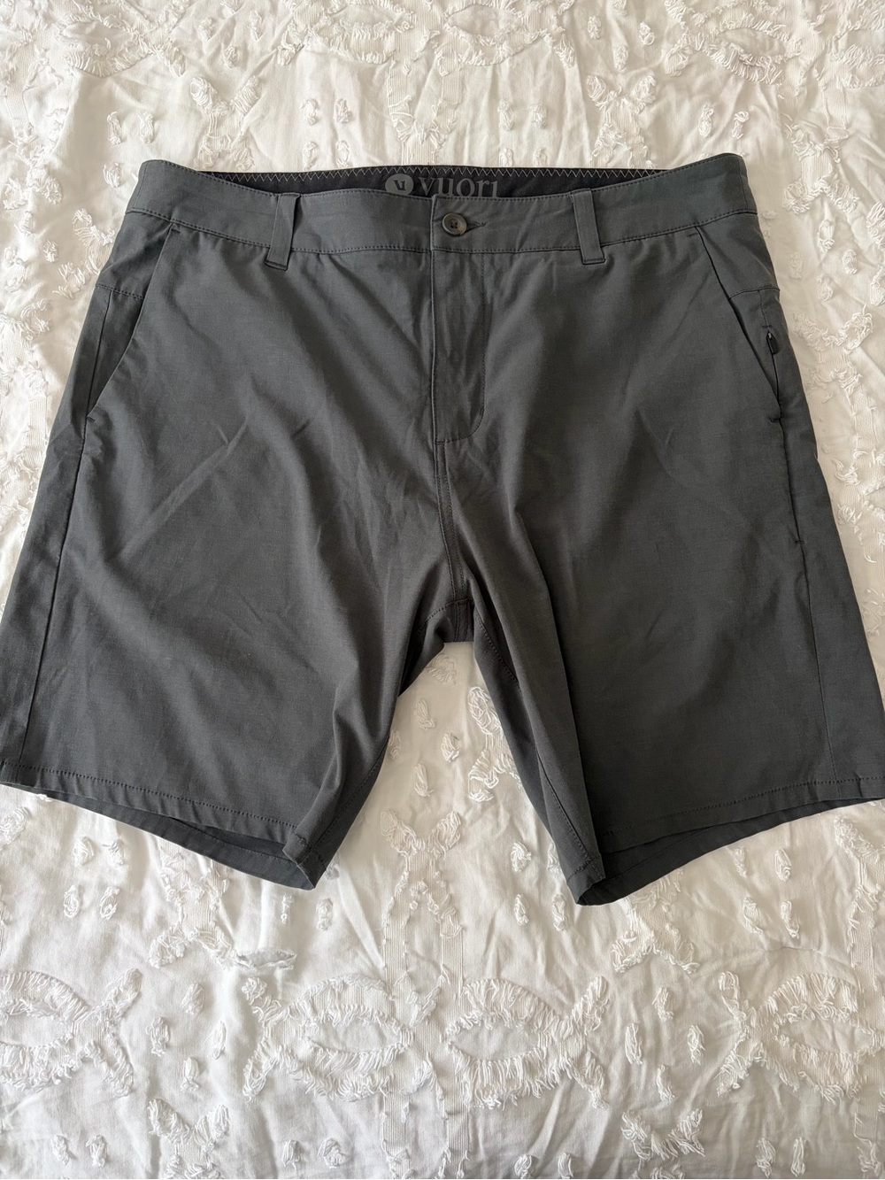 Vuori Men's Charcoal Flat-Front Performance Shorts